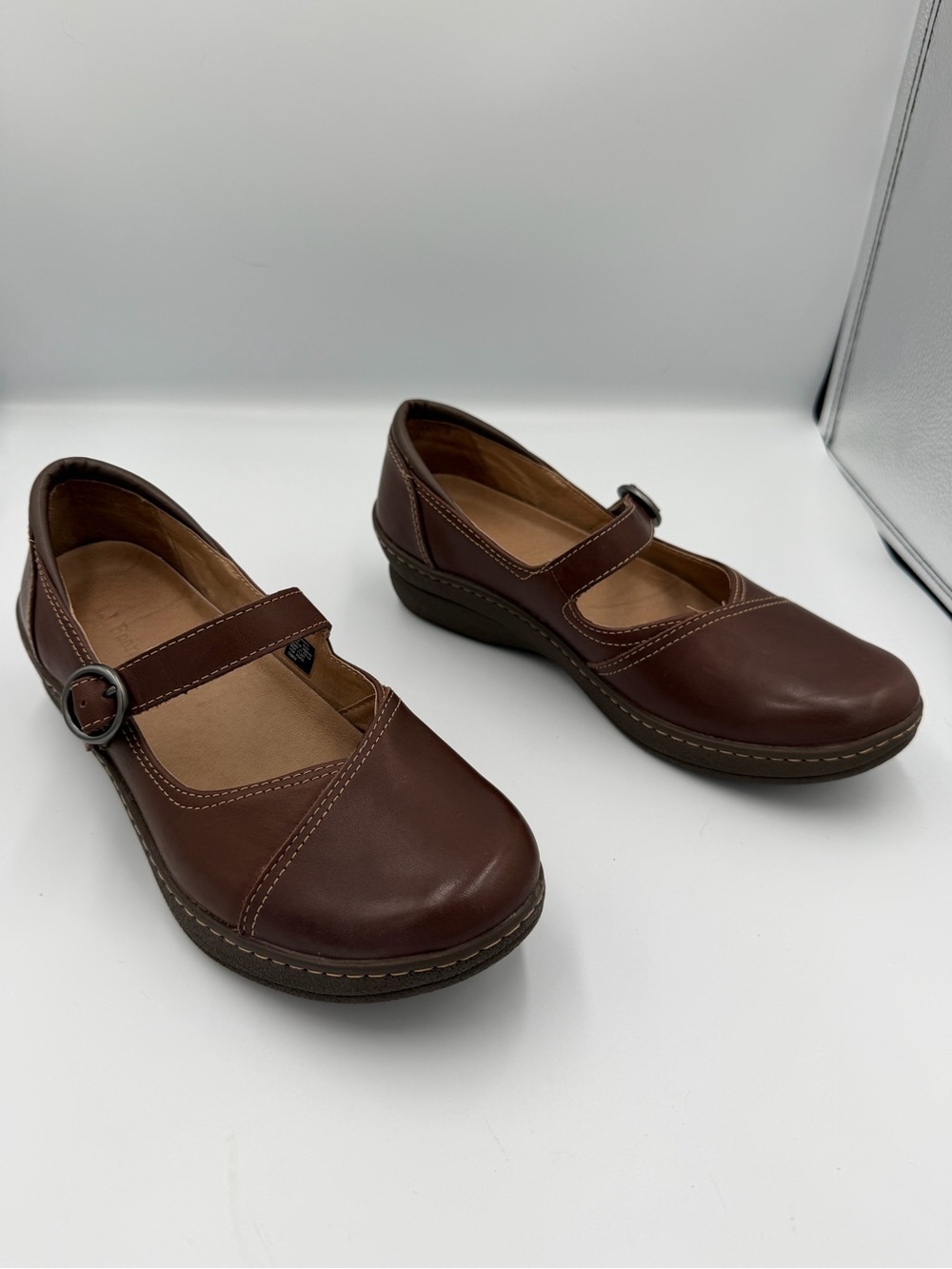 LL Bean Maroon Wedge Buckle Comfort Support Boho Hippie Normcore Mary Janes 10 W